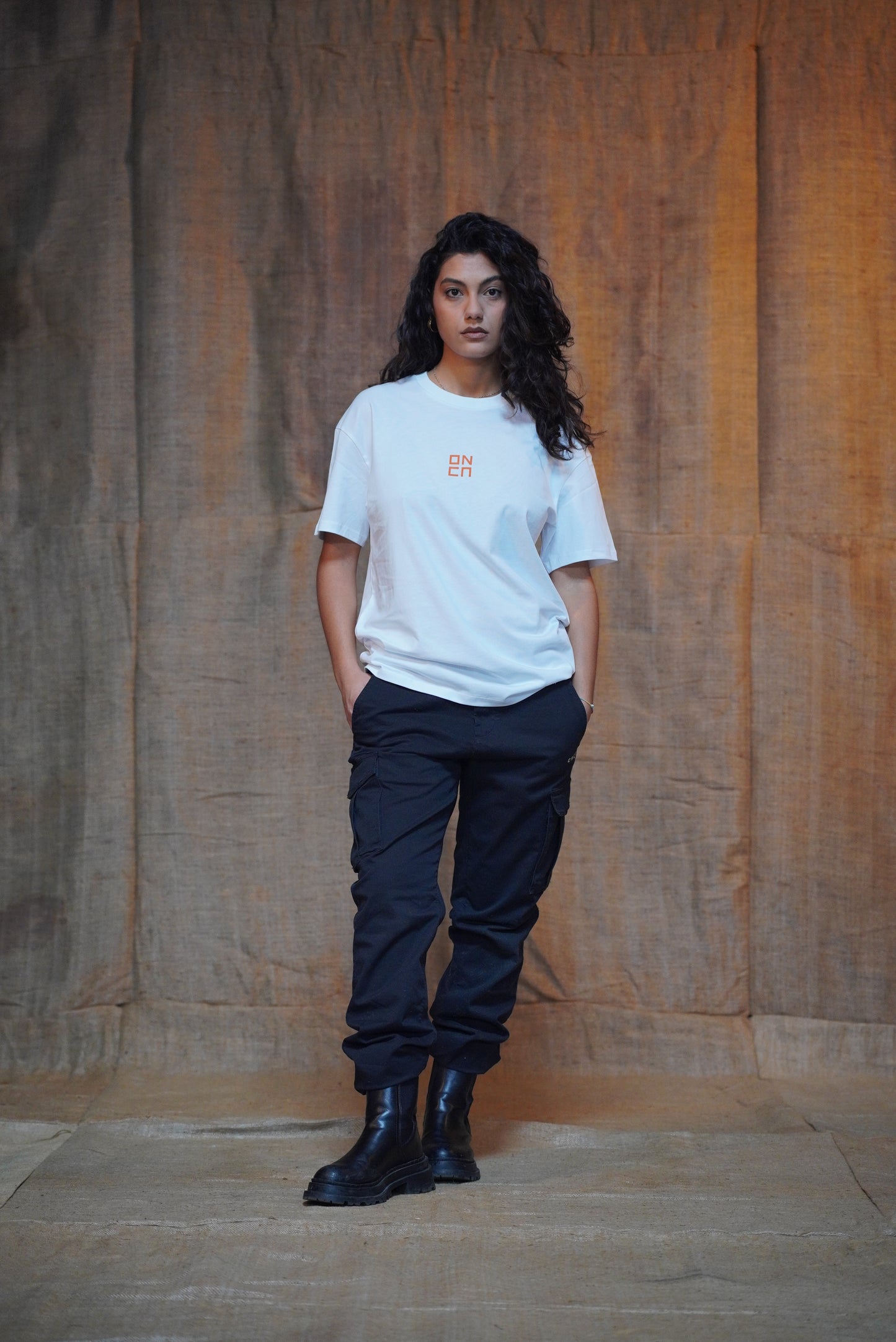 T-SHIRT ABOVE BIANCA