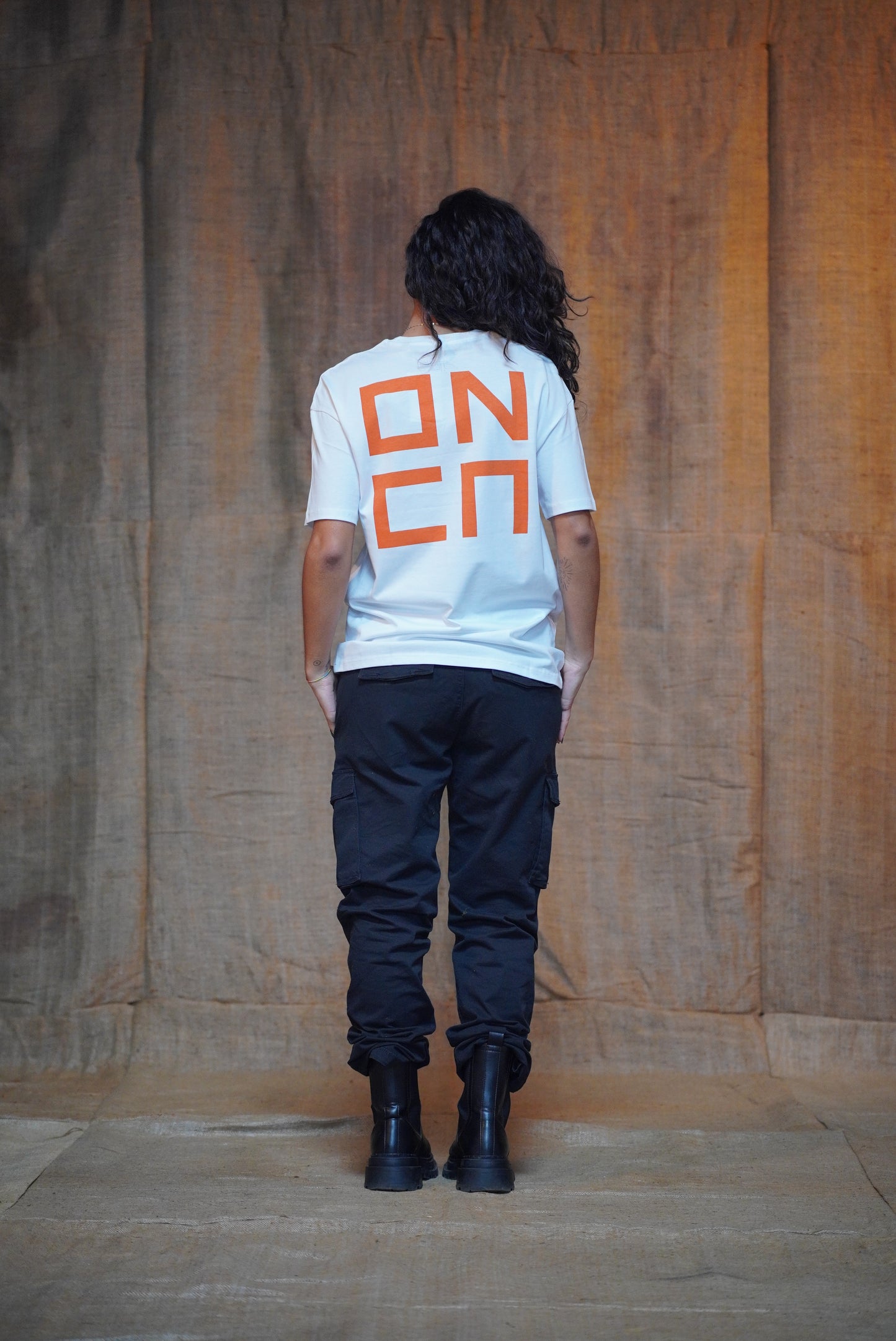 T-SHIRT ABOVE BIANCA