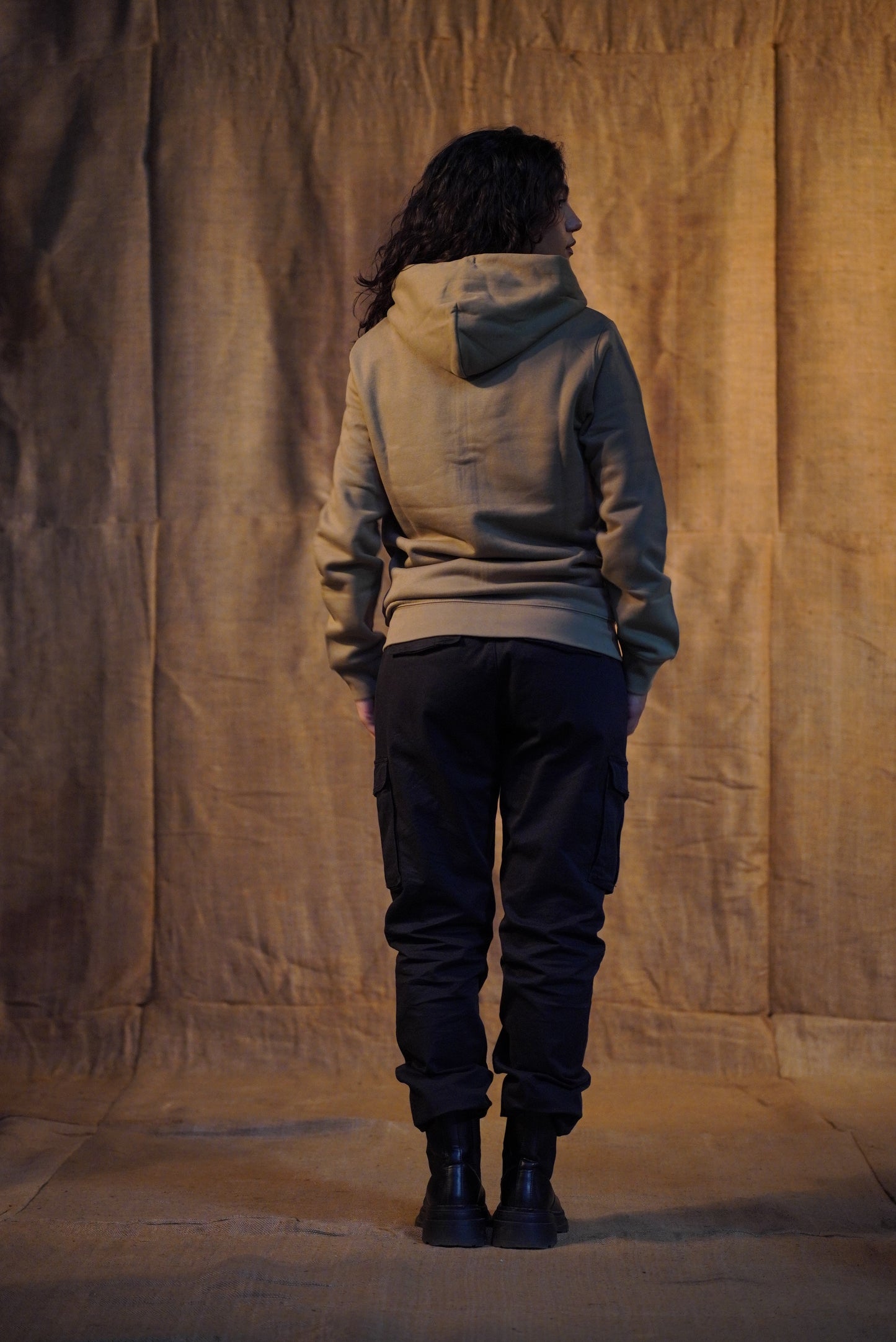 FELPA ZIP OLIVE