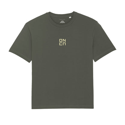 T-SHIRT ABOVE KHAKI